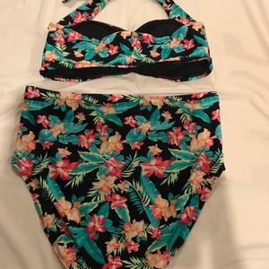 Forever21+ sexy high waisted retro pin-up bikini